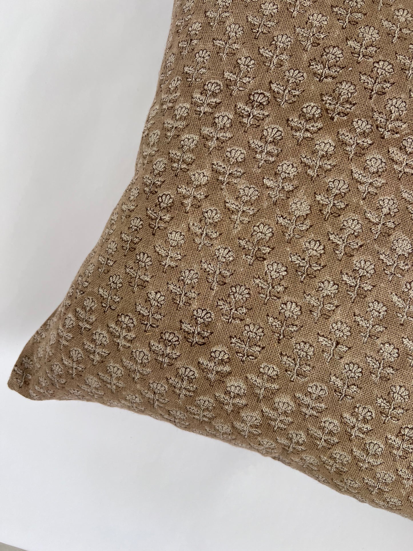 Harriett Pillow Cover